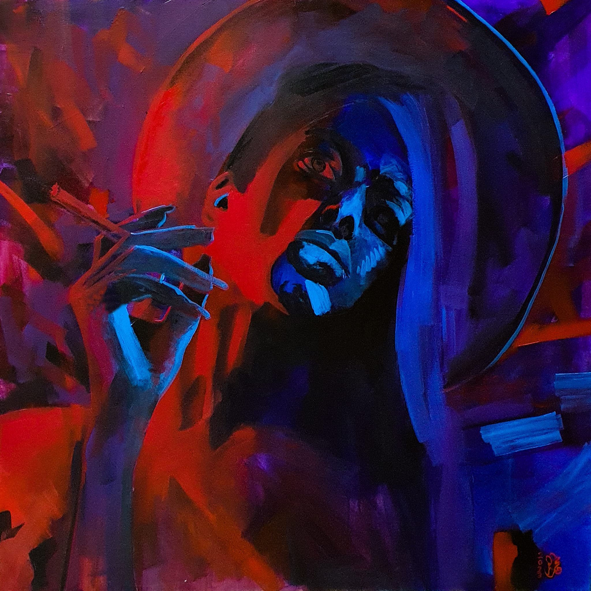 لوحة تعبيرية لامرأة تحت إضاءة زرقاء وحمراء.